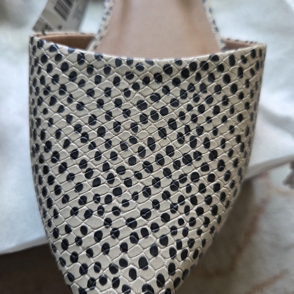torrid Cream and Black Dotted Pointed Slingback Mules - Picture 3 of 5